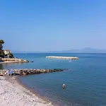 Apartament Kamari Seafront Kalamata