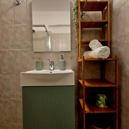 Apartamento Kamari Seafront *