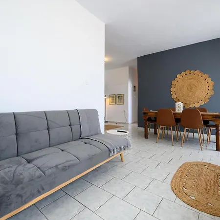 Lägenhet Kamari Seafront *