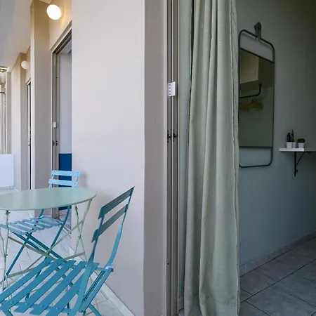 Kamari Seafront كالاماتا