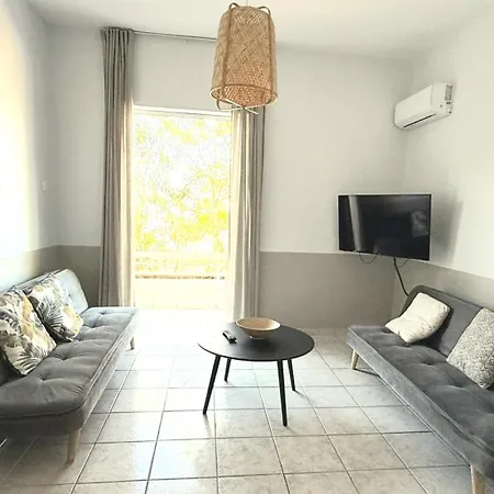 Kamari Seafront كالاماتا