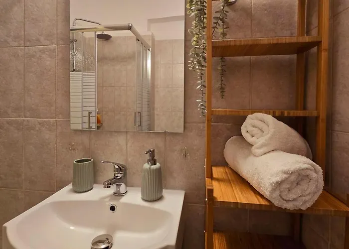 Kamari Seafront * Kalamáta